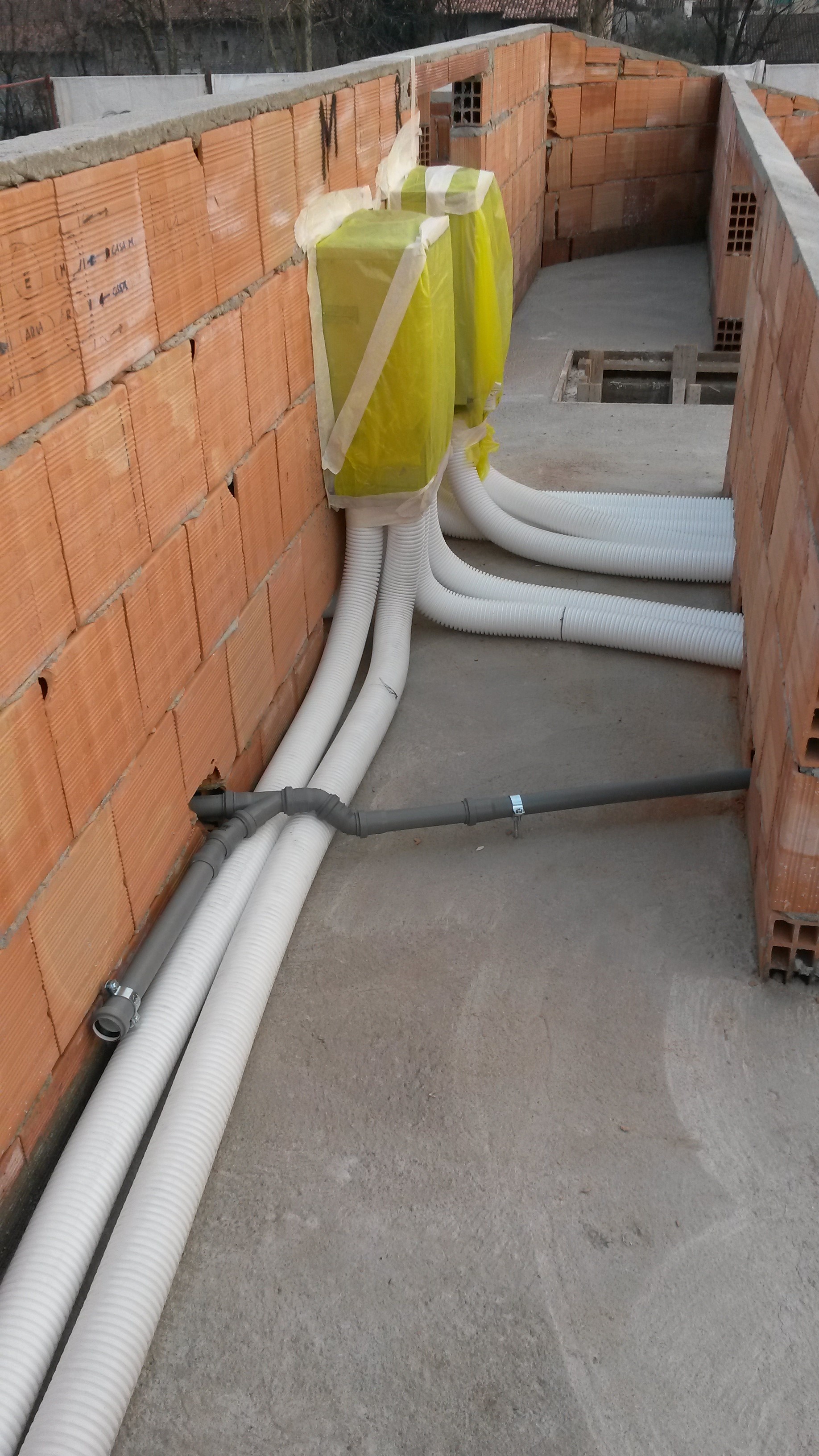 VMC  - ventilazione meccanica controllata nel sottotetto 