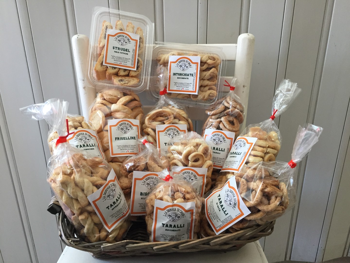 IL MEGLIO DEI SAPORI DI PUGLIA IN TAVOLA - PRODOTTI SECCHI - https://www.lireshopping.com/shop/la-dispensa-di-ciolo-prodotti-da-forno-prodotti-tipici-artigianali-pugliesi?flag=1