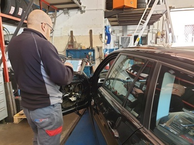 Figura illustrativa Caccavari S.n.c.