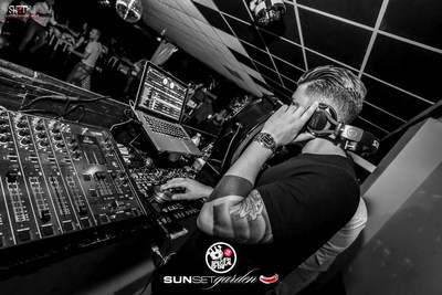 Figura illustrativa Sunset Garden