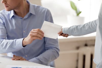 Figura illustrativa Dott Renato Donzelli