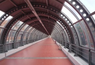 Figura illustrativa Manulux Srl