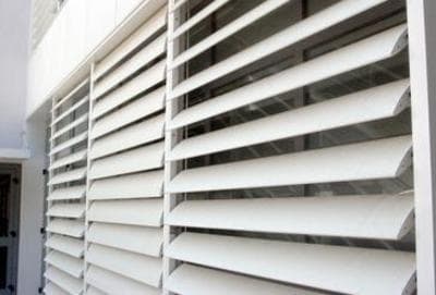 Figura illustrativa Manulux Srl