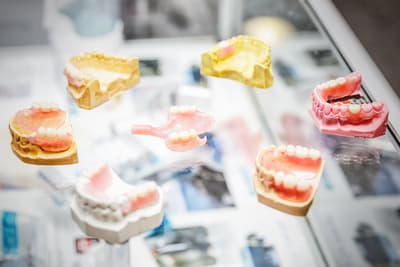 Figura illustrativa Emme Dental Srls