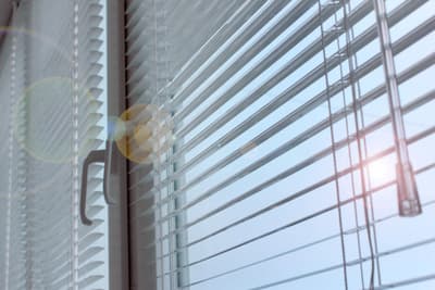 Figura illustrativa Iso Casa Serramenti