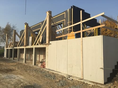  - struttura ricettiva in pannelli isolanti