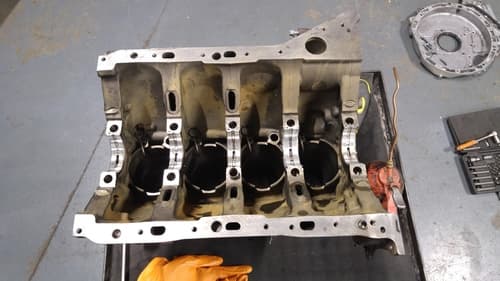 MONOBLOCCO MERCEDES IN LAVORAZIONE