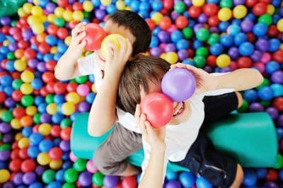 Figura illustrativa Il Sesto Regno S.r.l.