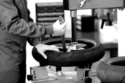 Figura illustrativa Motoottantacinque S.r.l.