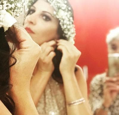 Figura illustrativa Implease Abbigliamento e Accessori Donna