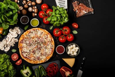 Figura illustrativa Pizzeria Challenger S.n.c.