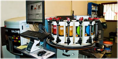 Figura illustrativa Camuna Colori S.a.s. Di Martinelli P. E C.