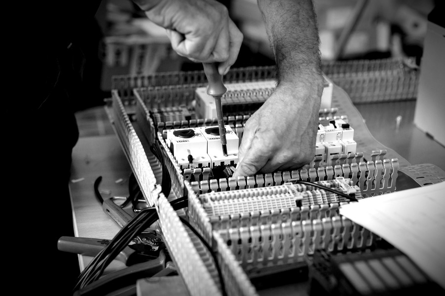 Figura illustrativa R.P. Elettrica S.n.c.