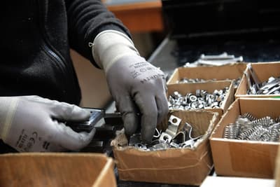 Figura illustrativa Costruzione Equipaggiamenti Elettrici S.r.l.