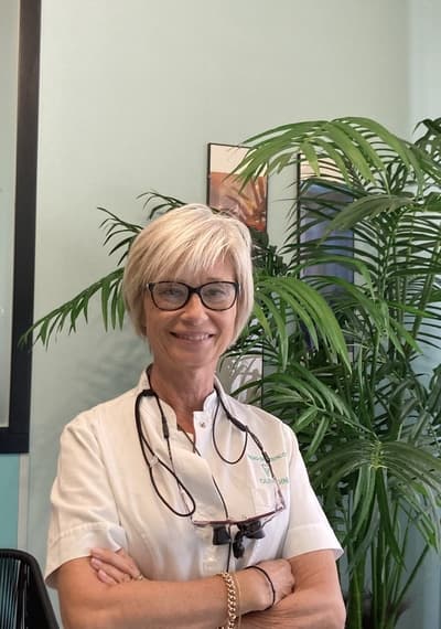 Figura illustrativa Ambulatorio Odontoiatrico Oleggini