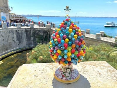 Figura illustrativa Aretusa Ceramica & Souvenir