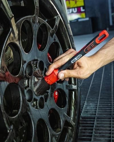 Figura illustrativa Autolavaggio da Peppe Niko