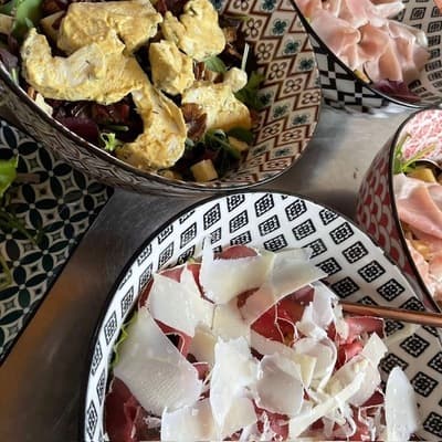 Figura illustrativa Il Ceppo Affetteria