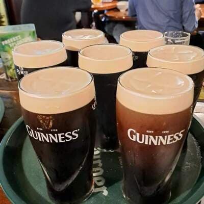 Figura illustrativa Simple Pub S.r.l.