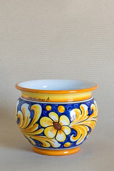 Figura illustrativa Ceramiche Artistiche di Caltagirone