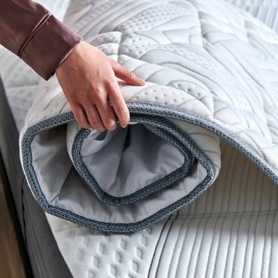 Figura illustrativa Max Materassi