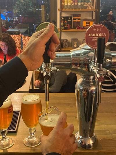 Figura illustrativa Rewine Enoteca