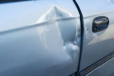 Battitura della carrozzeria: come si interviene dopo un incidente