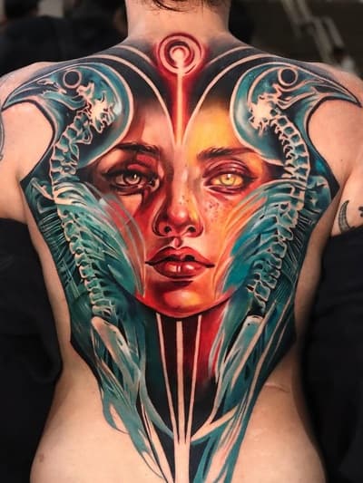 Figura illustrativa Horizon Tattoo & Piercing