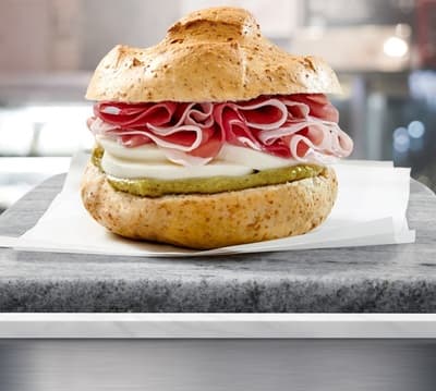 Figura illustrativa La Pecora Nera Market