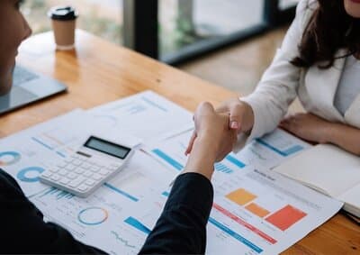 Figura illustrativa Studio Vaccarello Consulenti del Lavoro