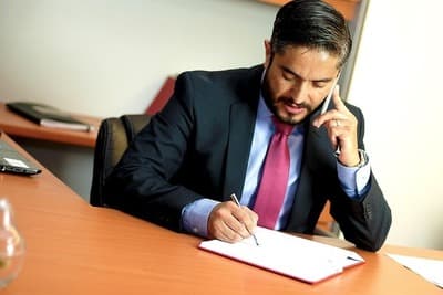 Figura illustrativa Pagano Assicurazioni