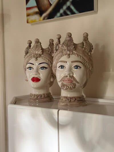 Figura illustrativa Aretusa Ceramica & Souvenir