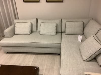 Figura illustrativa Living Sofà Srl